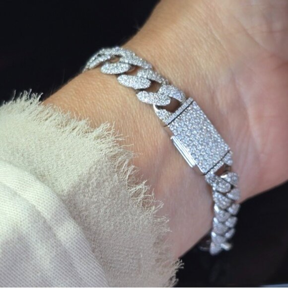 925 Sterling Silver Unisex Cuban Link Bracelet 7" with Real Moissanite Gem - Picture 3 of 12